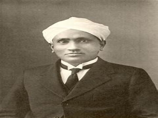 C.V. Raman Day on February 28: रमन प्रभाव की खोज की घोषणा की और इसके लिए उन्हें 1930 में नोबेल पुरस्कार से सम्मानित किया गया ।